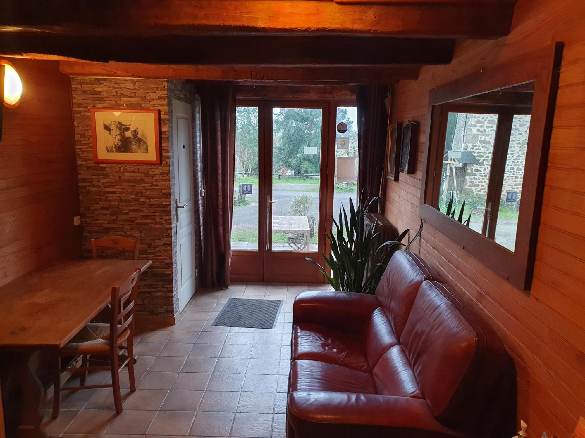 Chambre D'Hotes De Vauguenige Saint-Pardoux  Номер фото